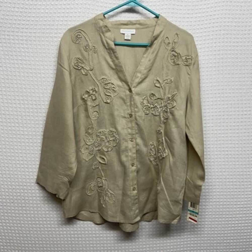 NWT Charter Club Beige 3D Floral Long Slv. Button Up Shirt Blouse Women 16 China